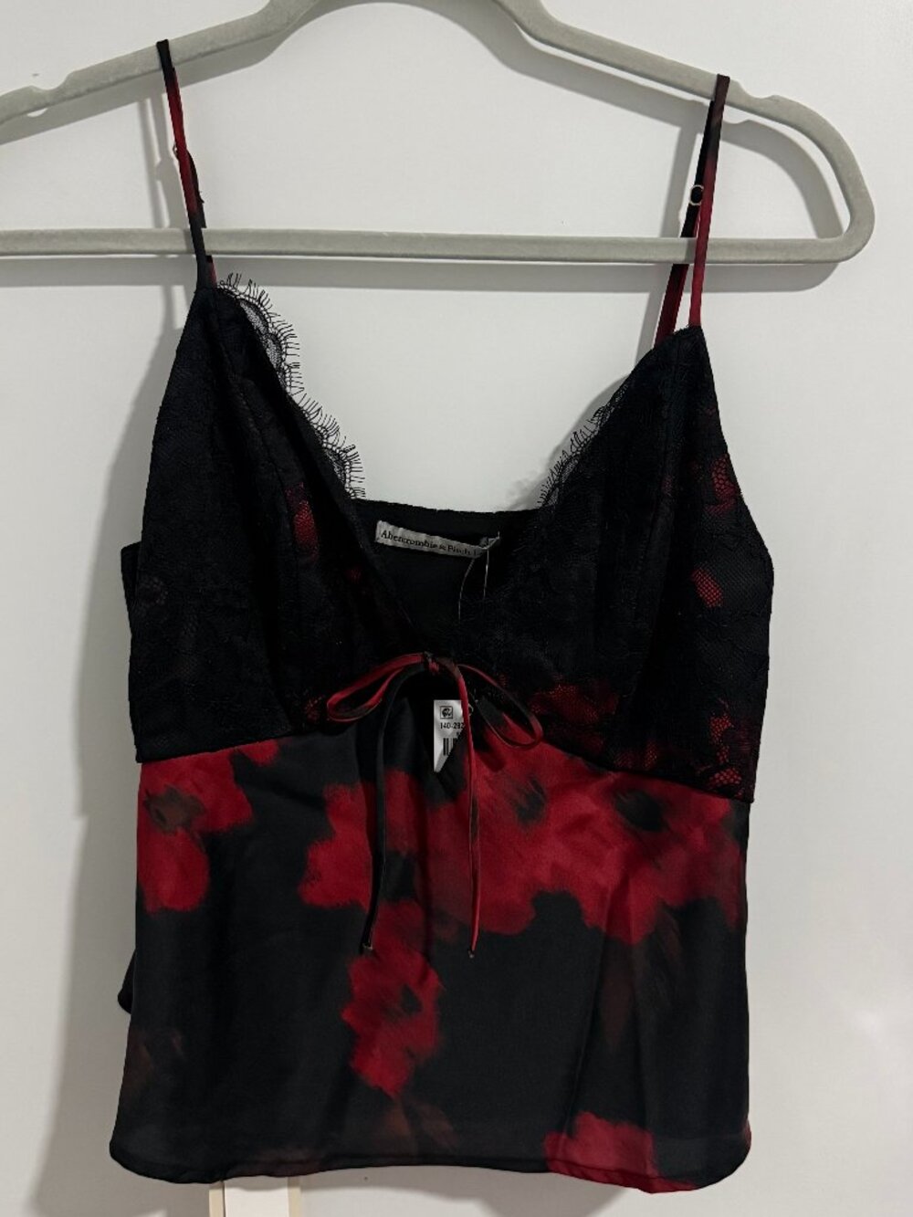 Abercrombie & Fitch Bella Tie-Front Cami NWT | Black & Red Lace Satin Top | Size - Picture 5 of 8